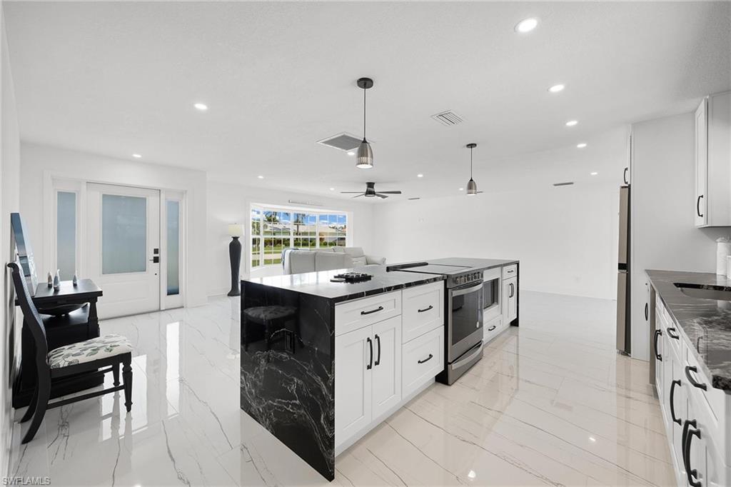 CAPE CORAL - Residential Lease