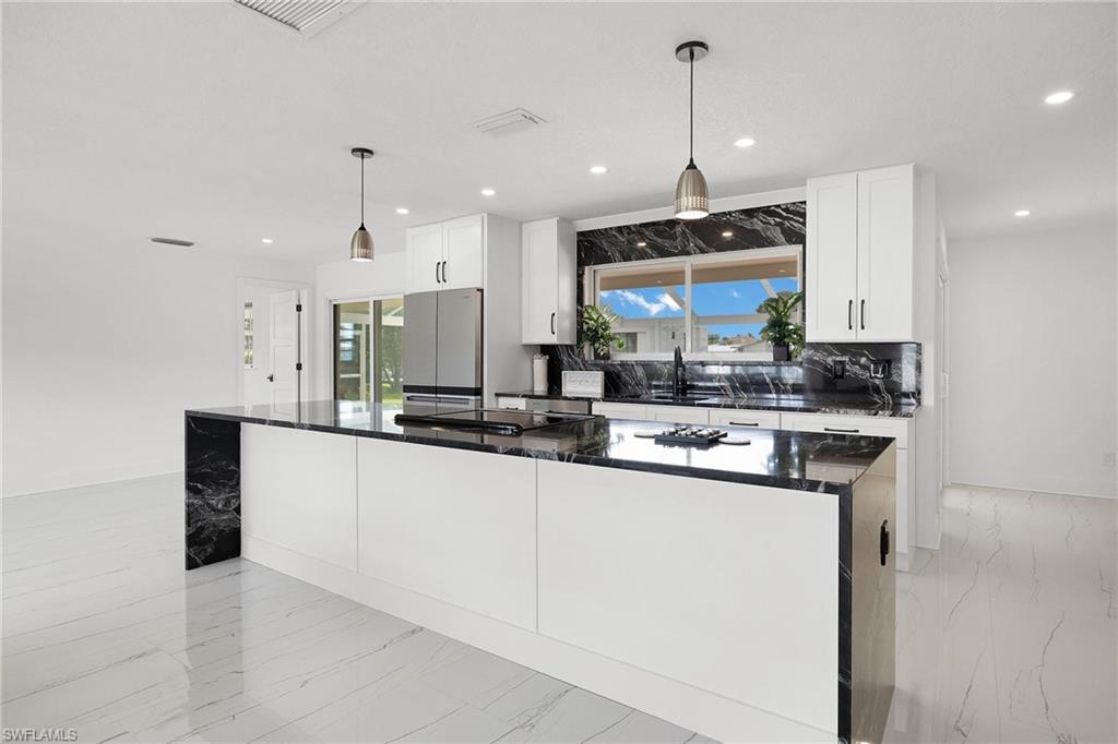 CAPE CORAL - Residential Lease