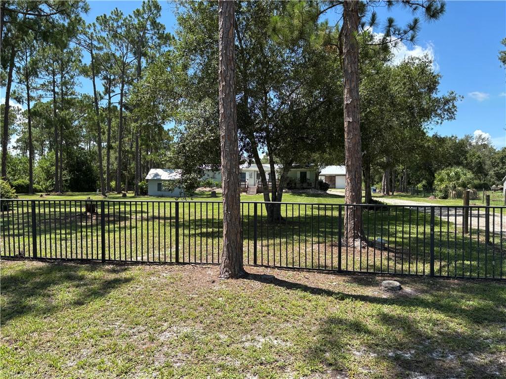 FORT DENAUD ACRES - Residential