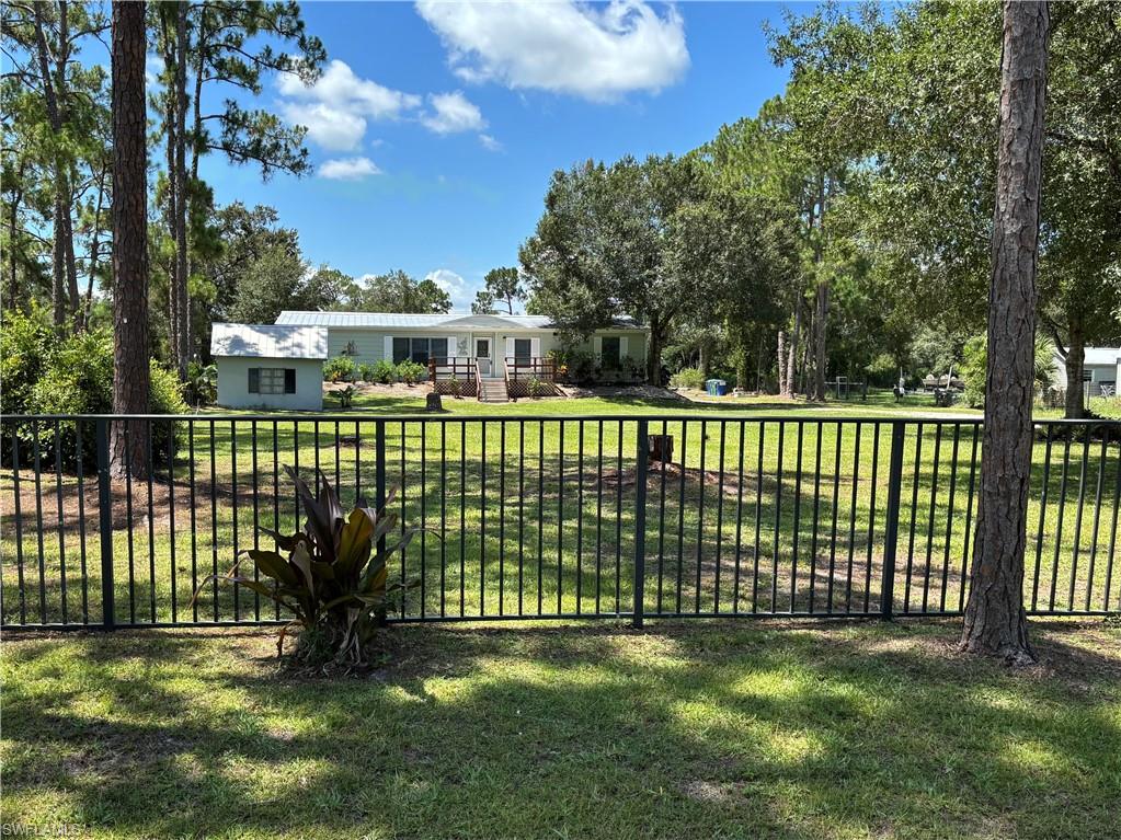 FORT DENAUD ACRES - Residential