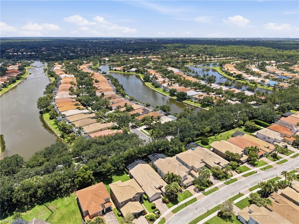 SATURNIA LAKES - Residential