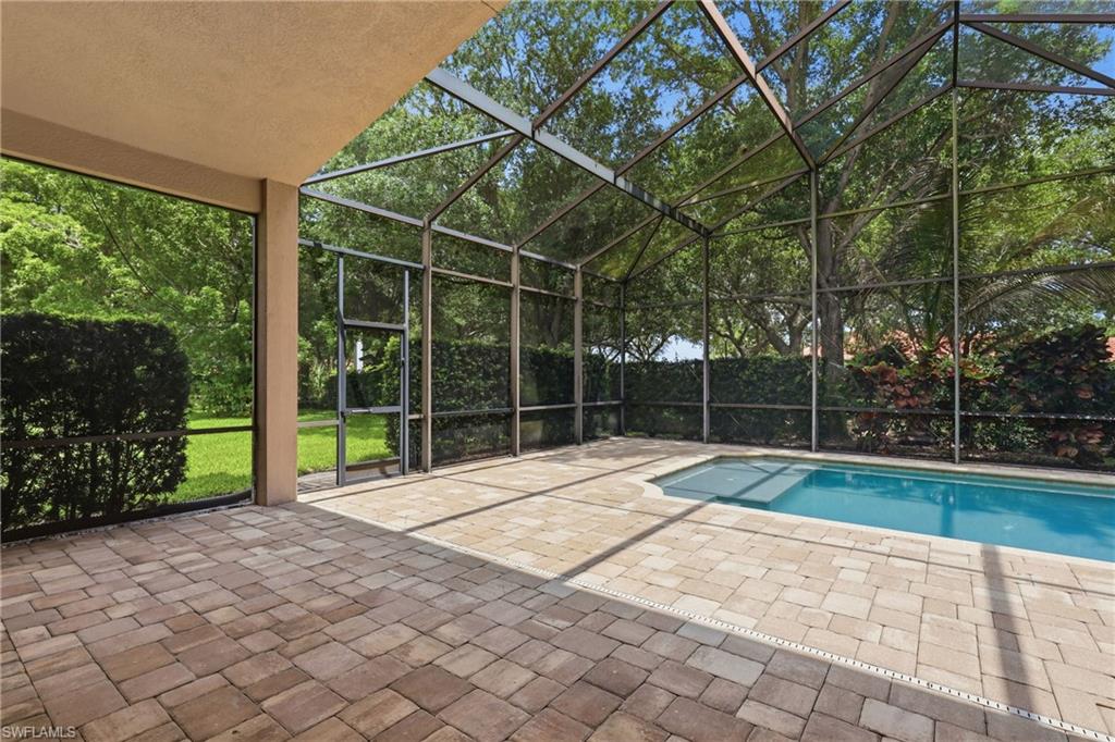 SATURNIA LAKES - Residential