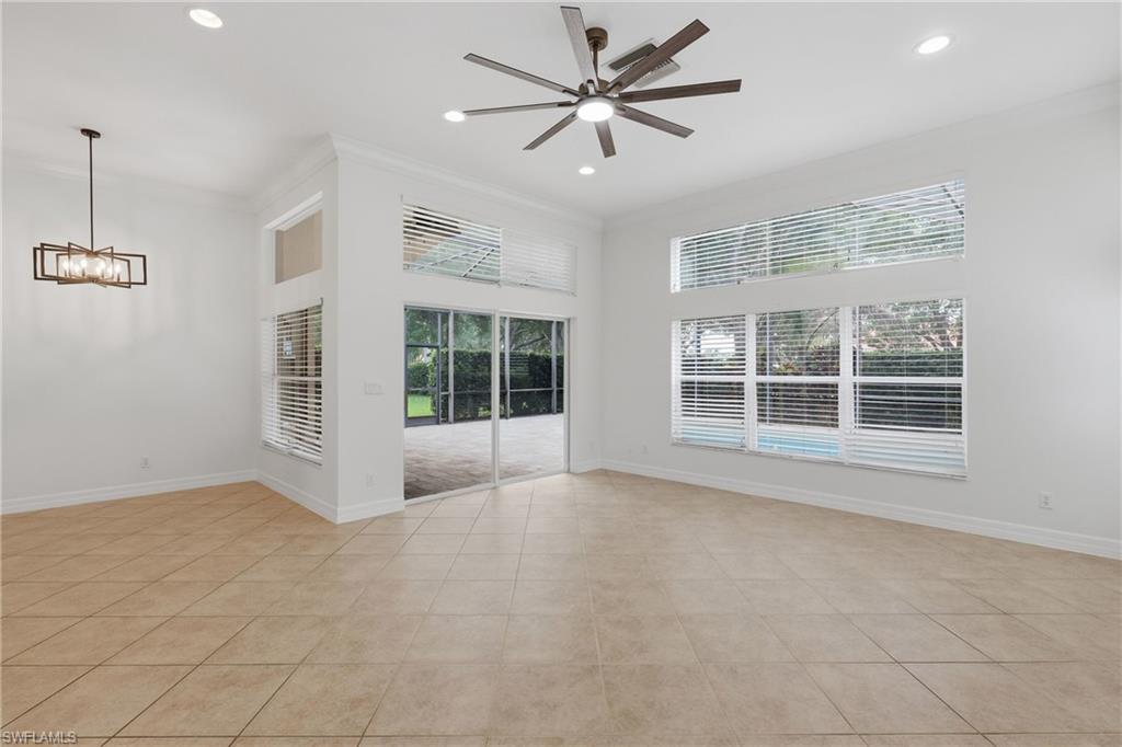 SATURNIA LAKES - Residential