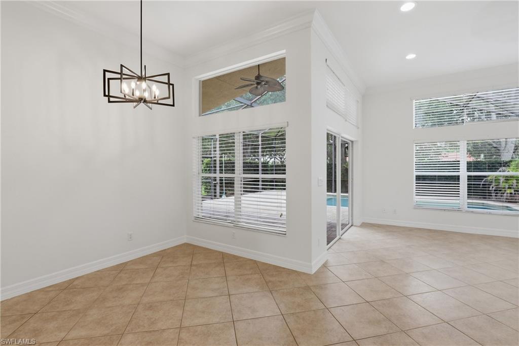 SATURNIA LAKES - Residential