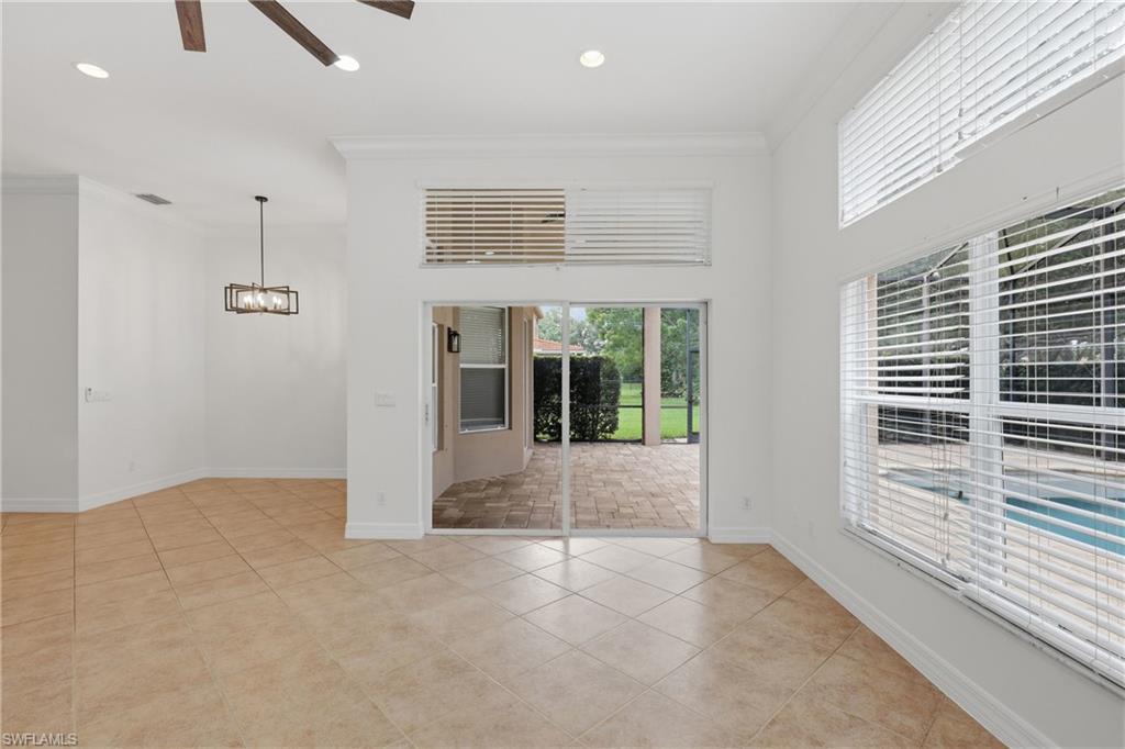 SATURNIA LAKES - Residential