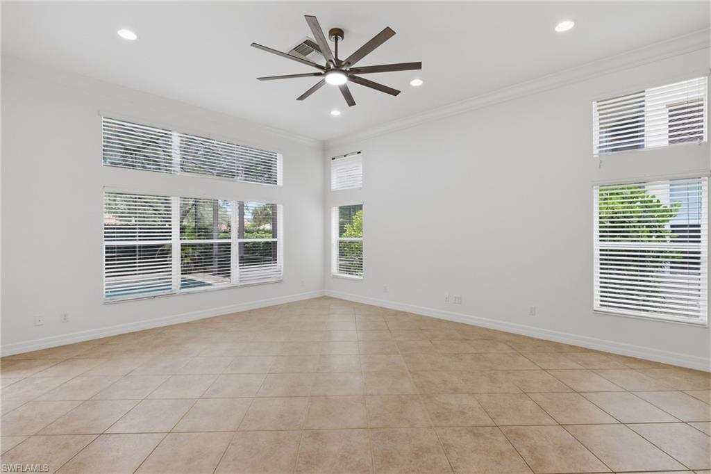 SATURNIA LAKES - Residential