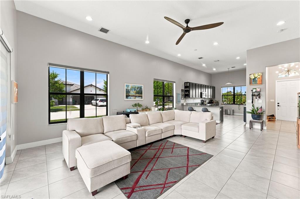 MAPLE RIDGE - Residential