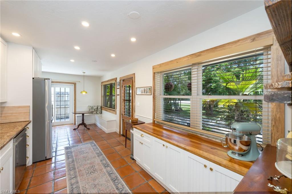 NORTH NAPLES HIGHLANDS - Residential