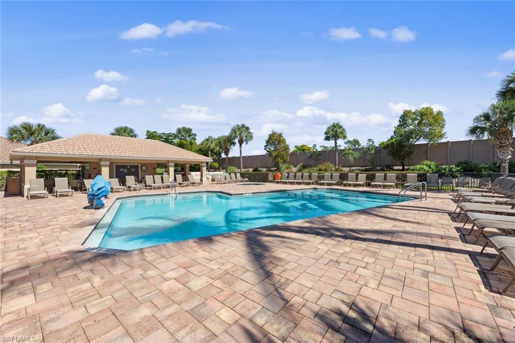 SABAL POINTE - Residential
