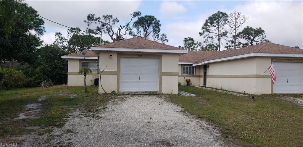 3 bedroom, 2 bathroom, 1 car garage duplex available with one side already rented and the other side is available for immediate move-in.  The open kitchen gives the feel of a bigger living room area.  Both sides have tile throughout the home and individual screen lanai's for privacy.
