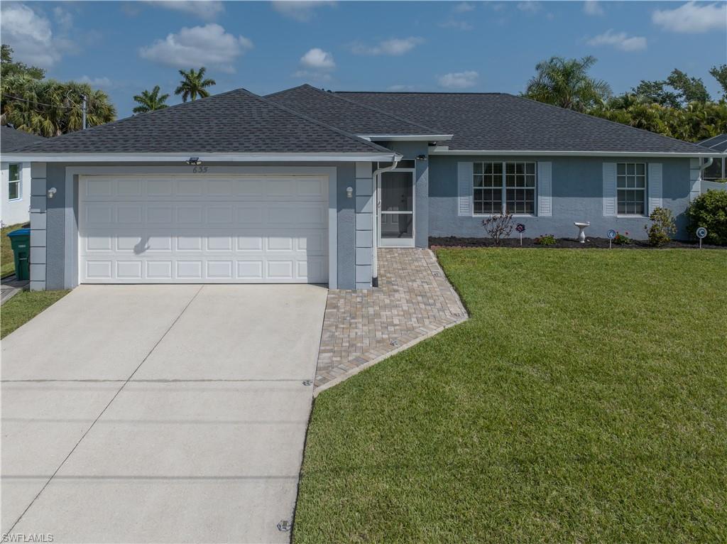 CAPE CORAL - Residential