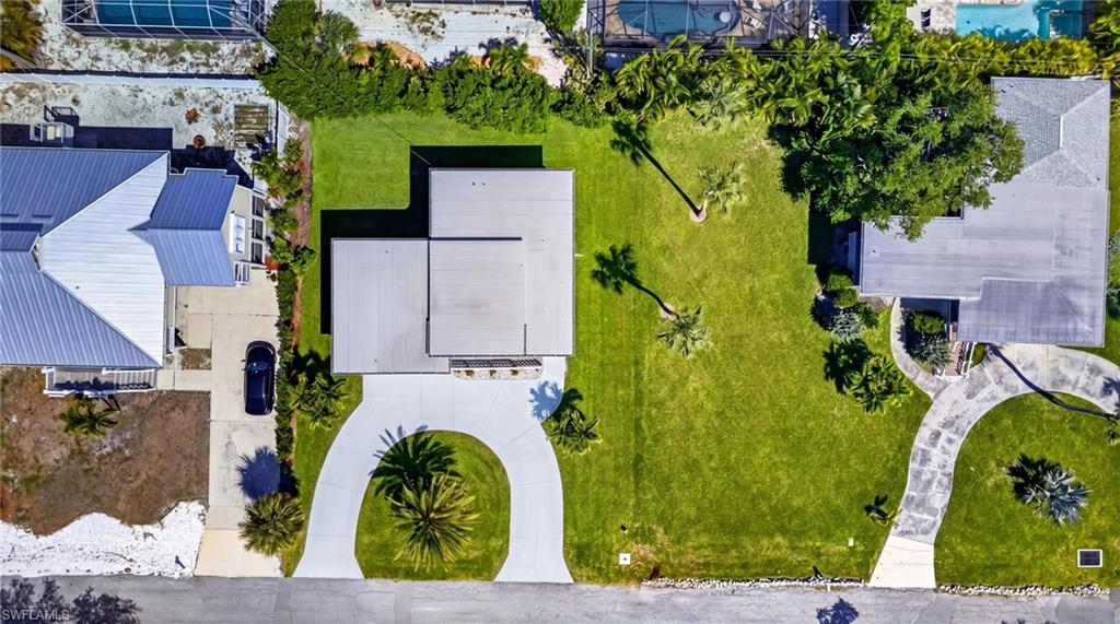GULF ISLAND MANOR - Residential