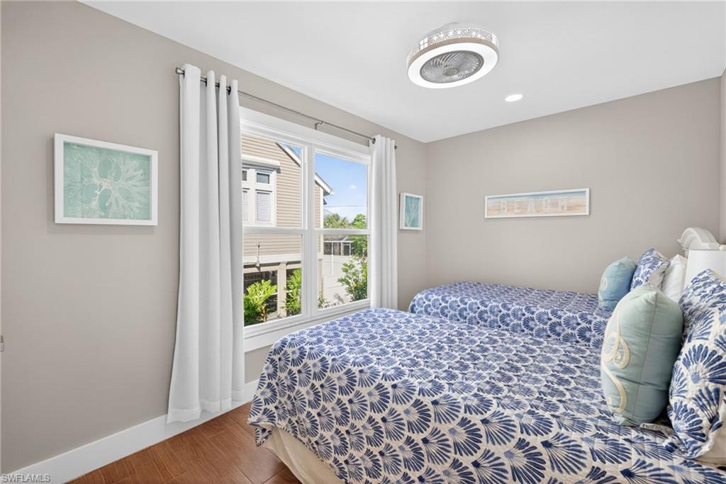 GULF ISLAND MANOR - Residential