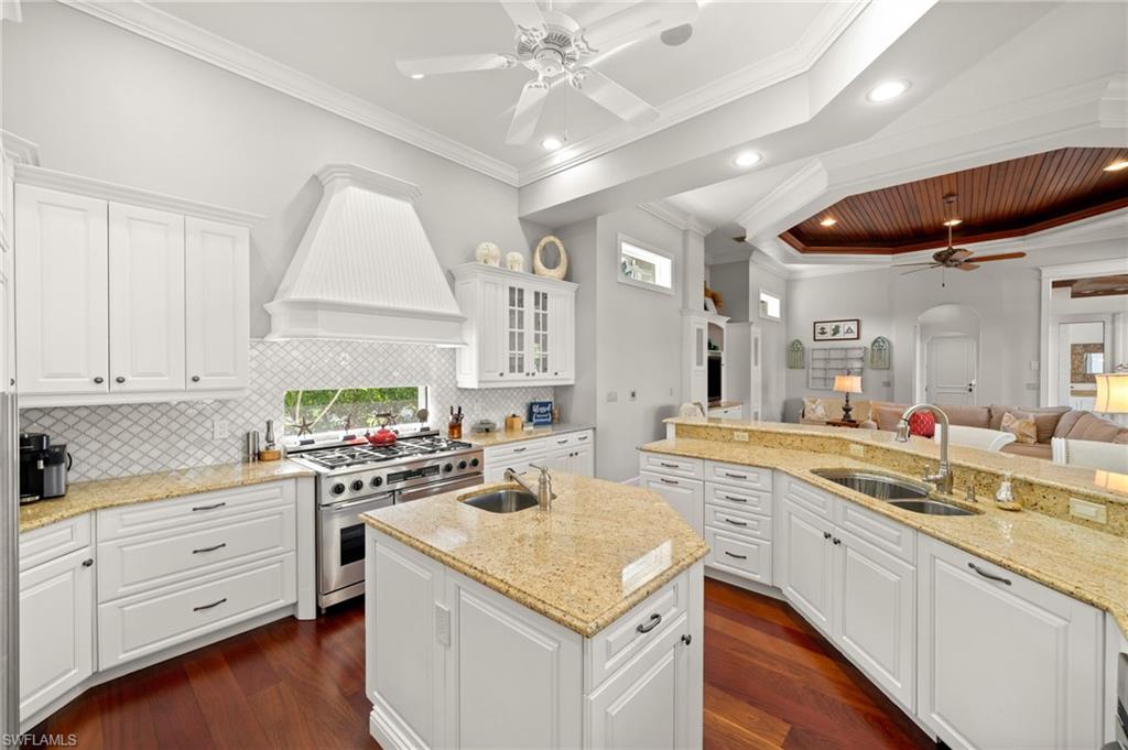 OLDE NAPLES - Residential