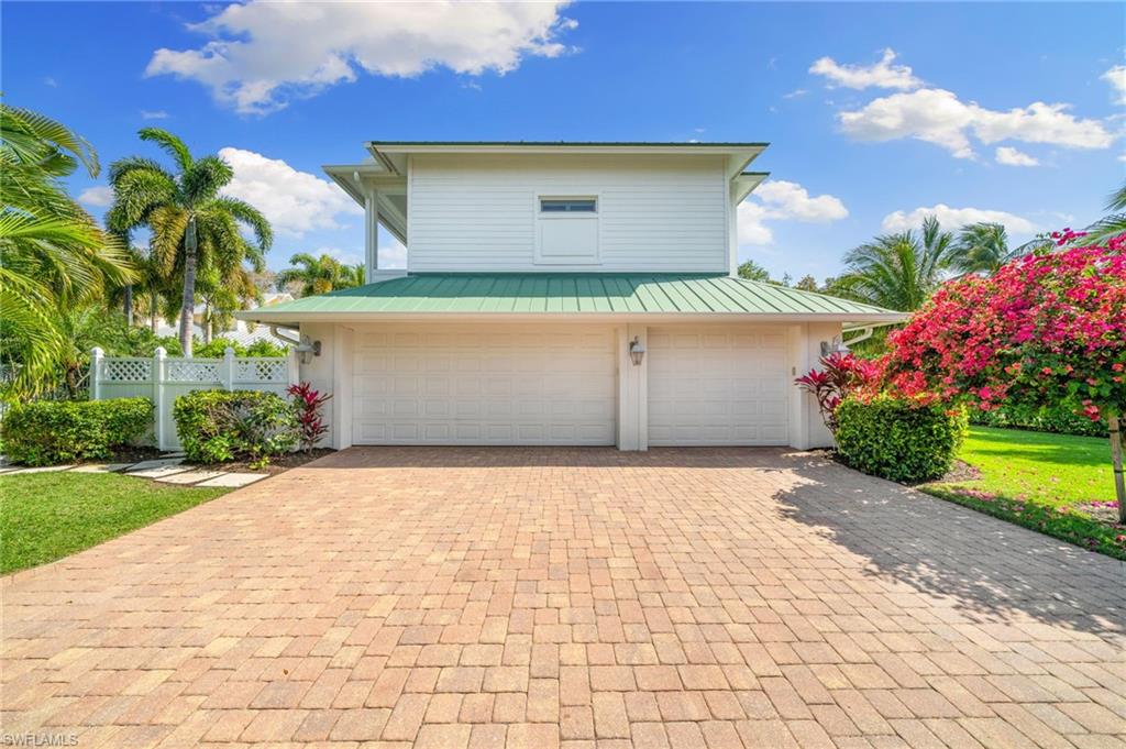 OLDE NAPLES - Residential