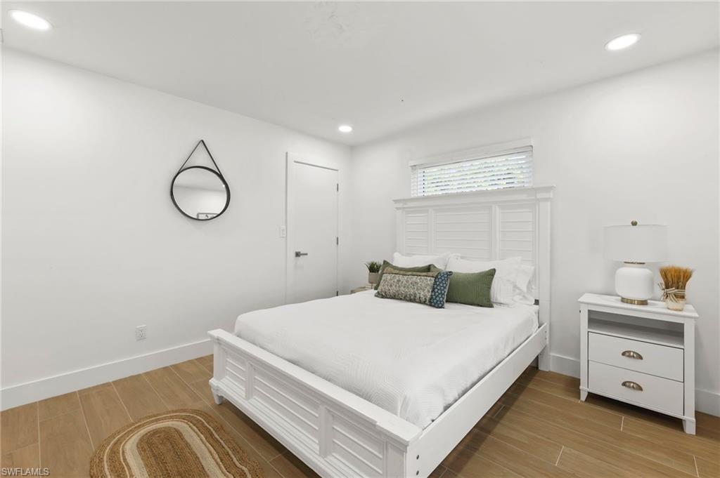 GOLDEN GATE CITY - Residential