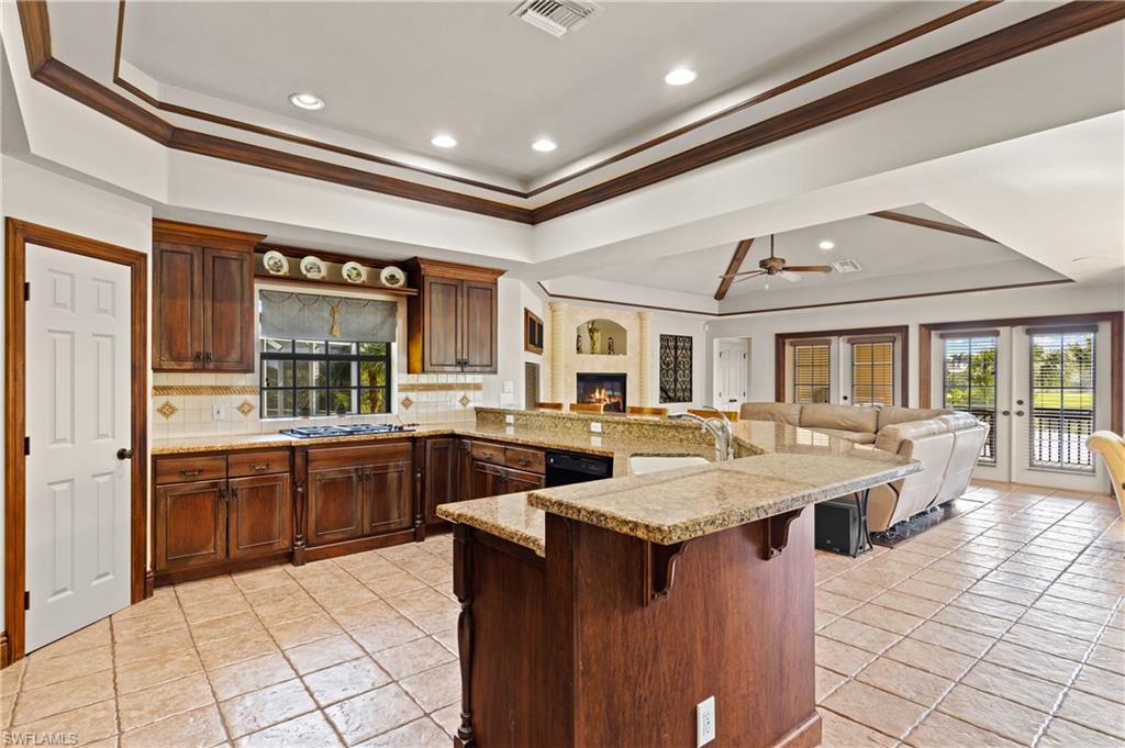 BEACHVIEW COUNTRY CLUB ESTATES - Residential
