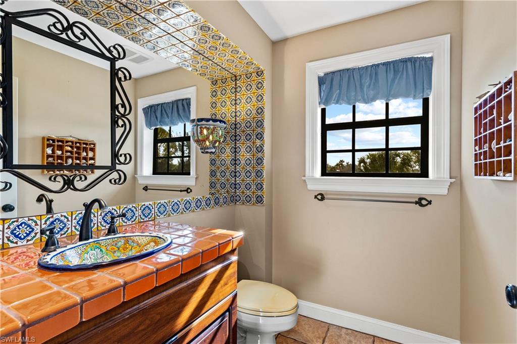 BEACHVIEW COUNTRY CLUB ESTATES - Residential