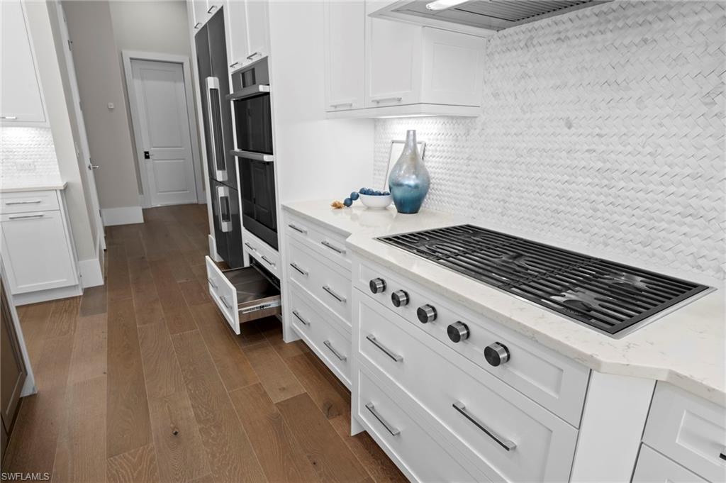 SPARROW CAY - Residential