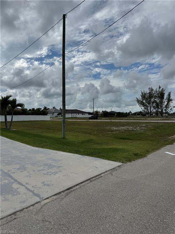 CAPE CORAL - Land