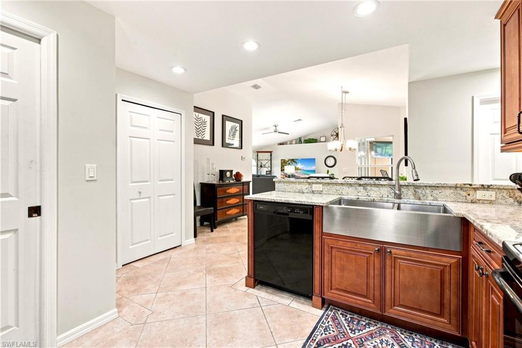 GOLDEN GATE ESTATES - Residential