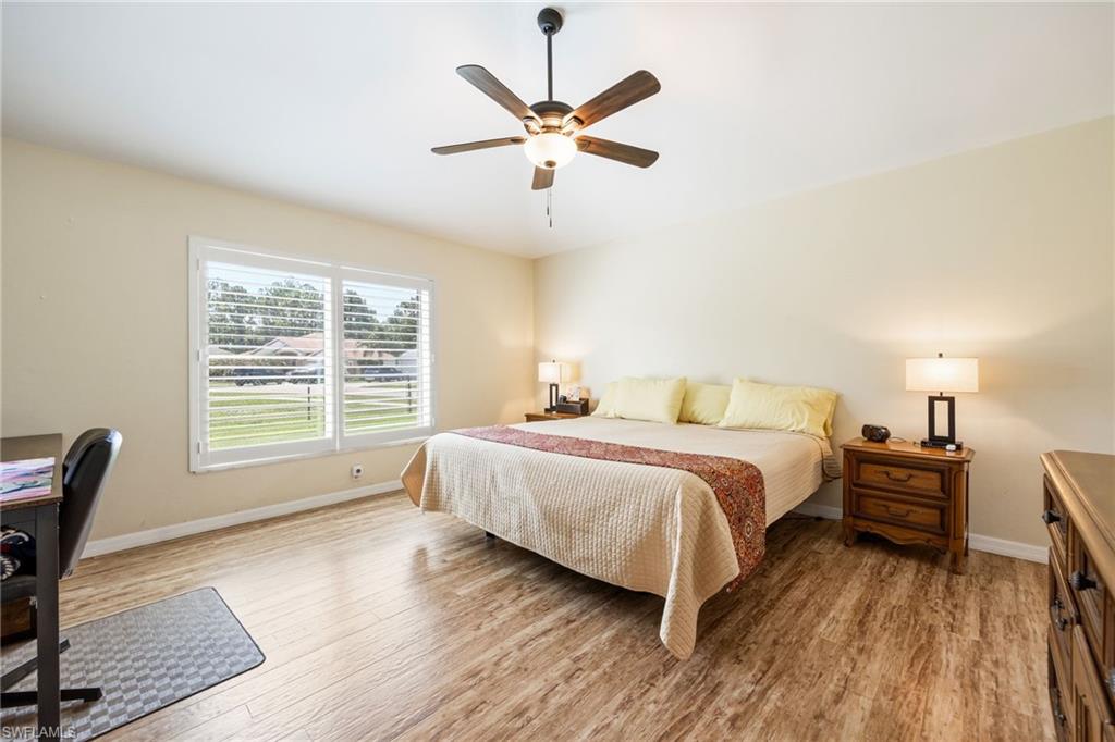 VARSITY LAKES - Residential