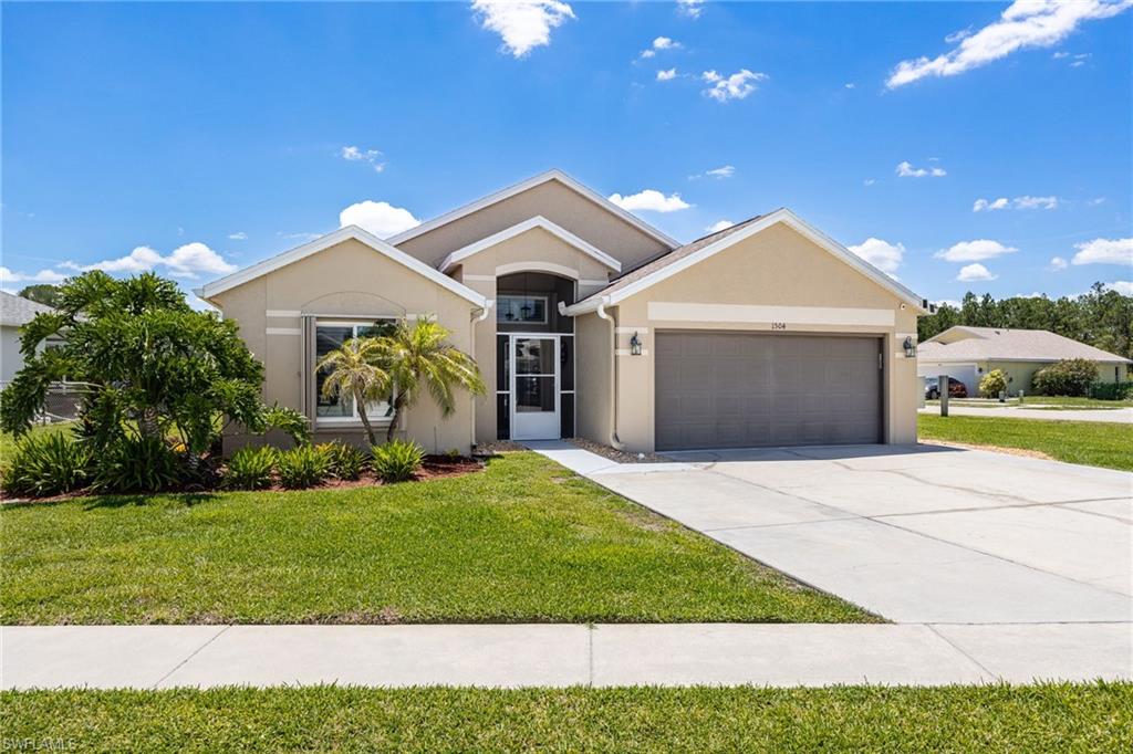 VARSITY LAKES - Residential