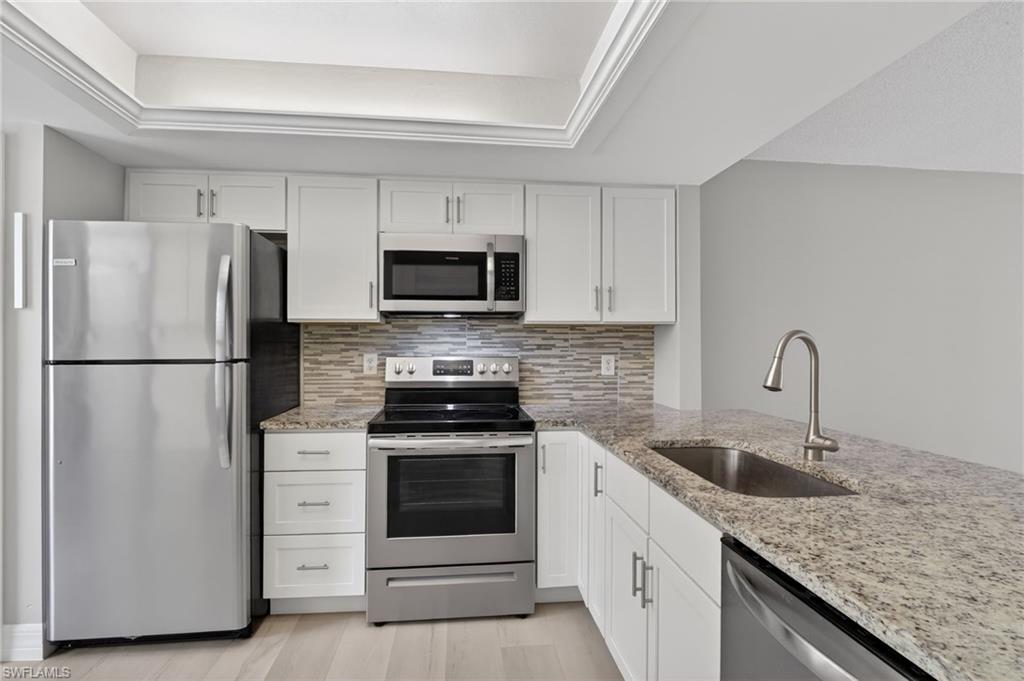 PARKSIDE CONDO - Residential