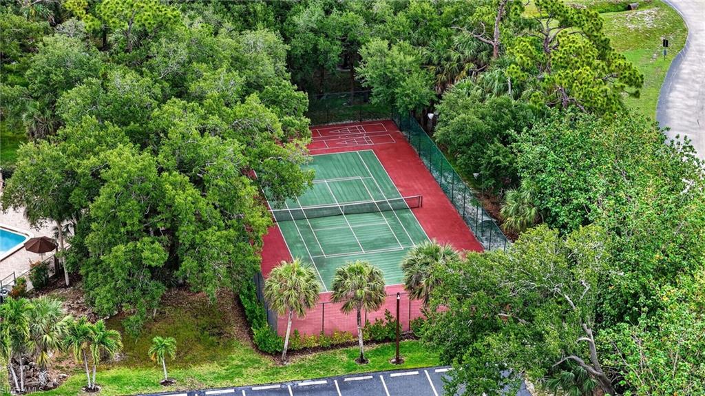 PARKSIDE CONDO - Residential