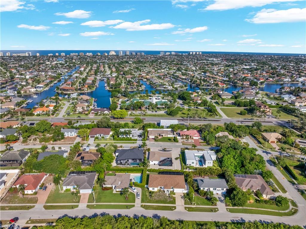 MARCO BEACH - Residential