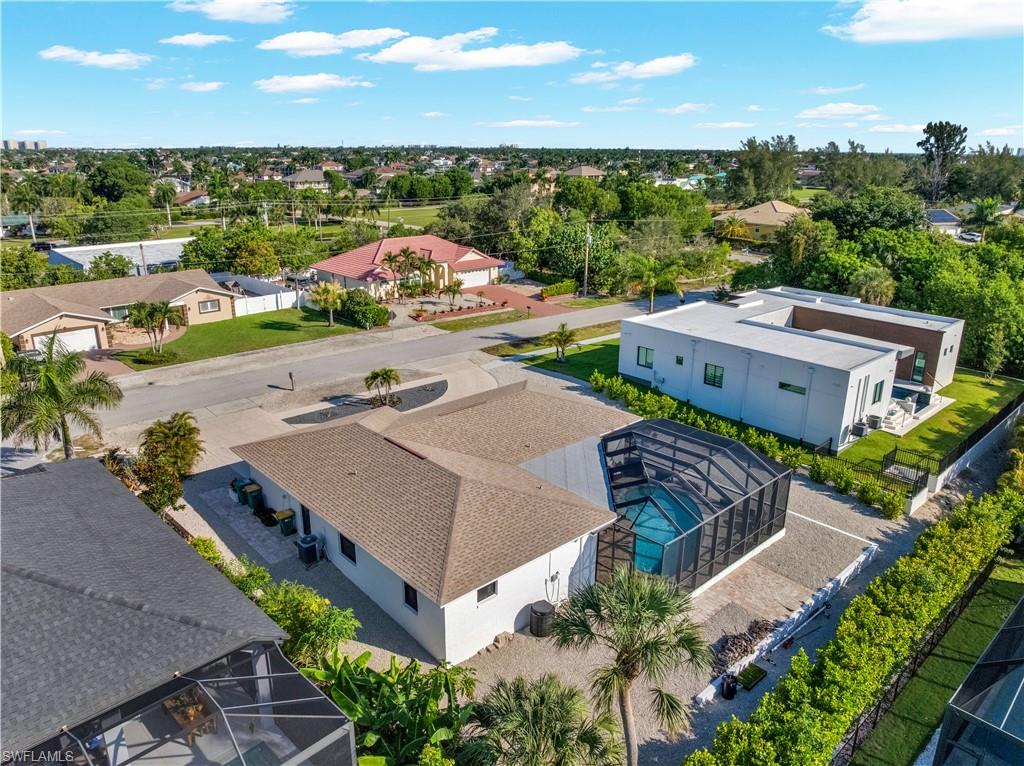 MARCO BEACH - Residential