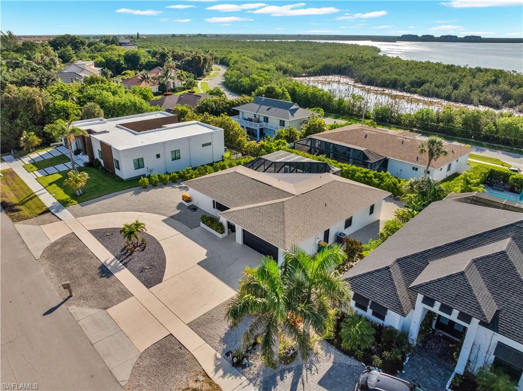 MARCO BEACH - Residential
