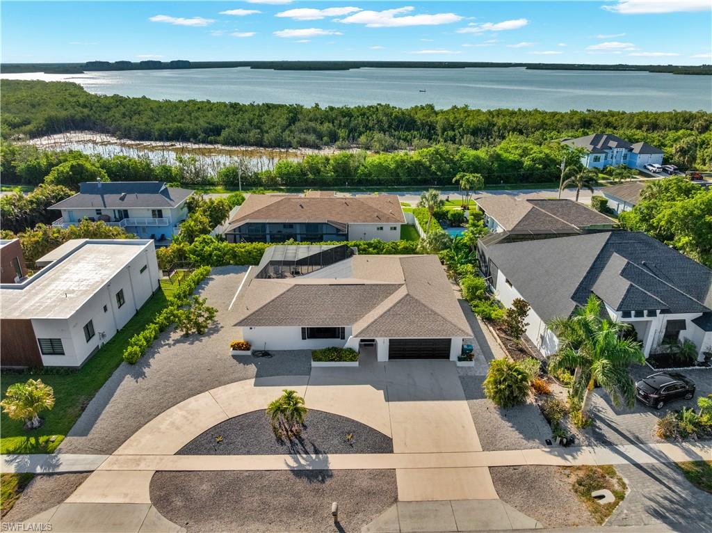 MARCO BEACH - Residential
