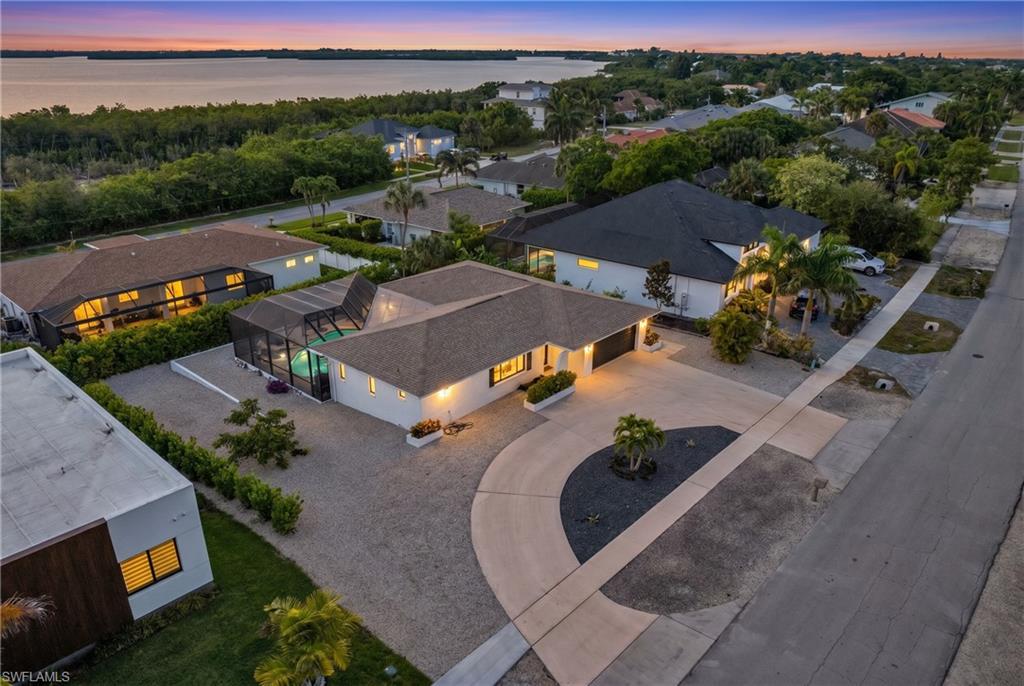 MARCO BEACH - Residential