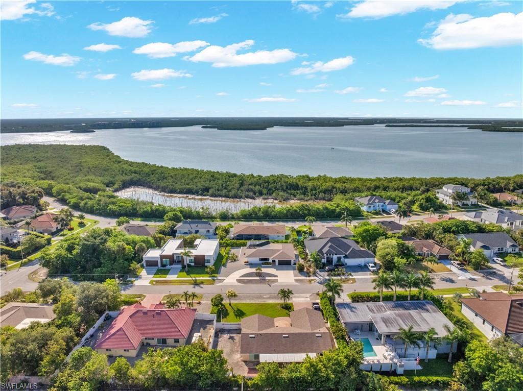 MARCO BEACH - Residential