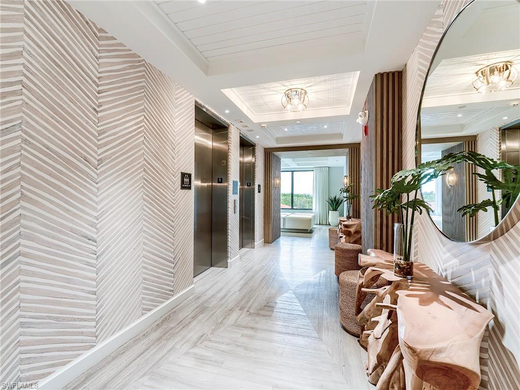 ELEVEN ELEVEN CENTRAL - Residential
