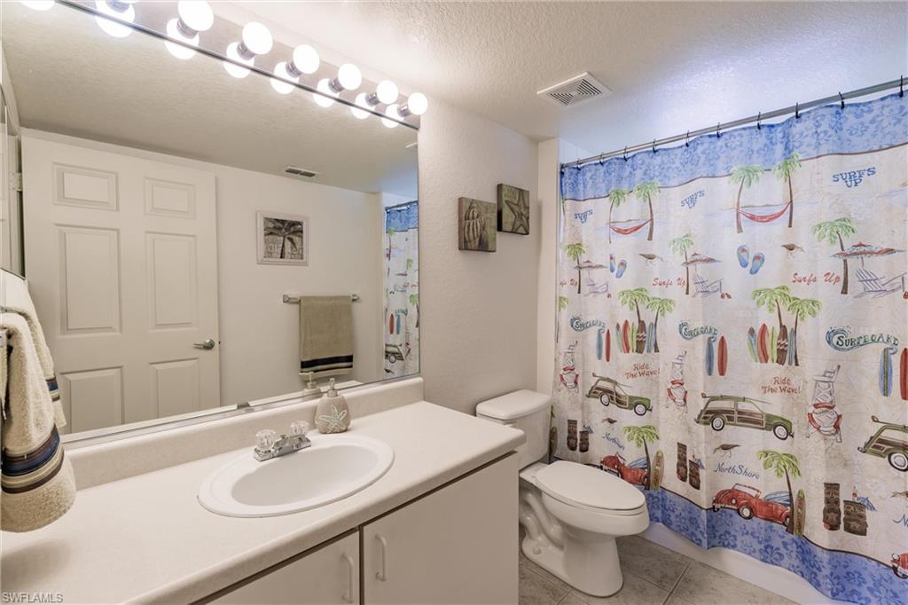 KEY ROYAL CONDOMINIUMS - Residential