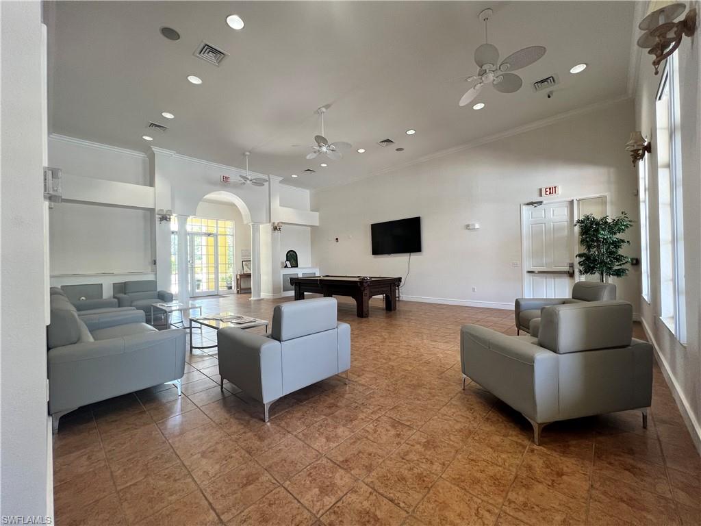 KEY ROYAL CONDOMINIUMS - Residential