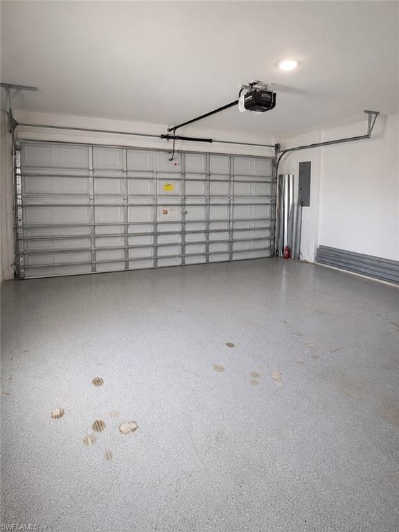 CAPE CORAL - Residential Lease