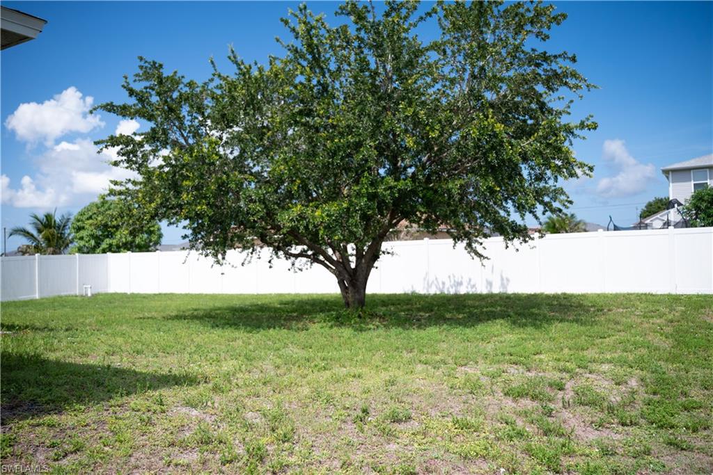 CAPE CORAL - Residential Lease