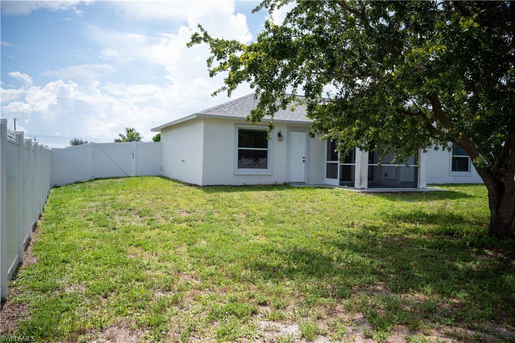 CAPE CORAL - Residential Lease