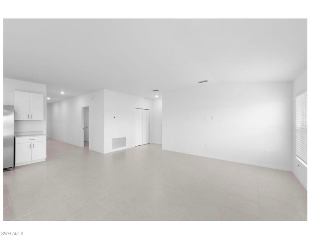 CRANE LANDING - Residential Lease