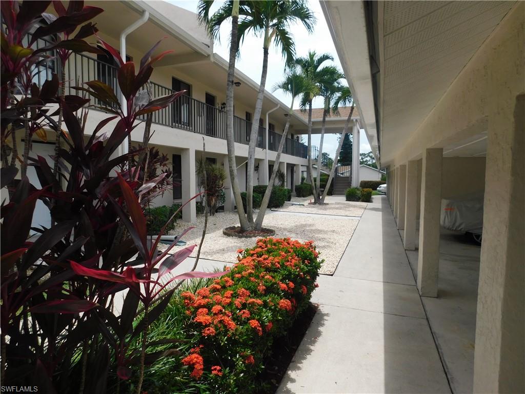 INDIAN CREEK GOLF VILLAS - Residential