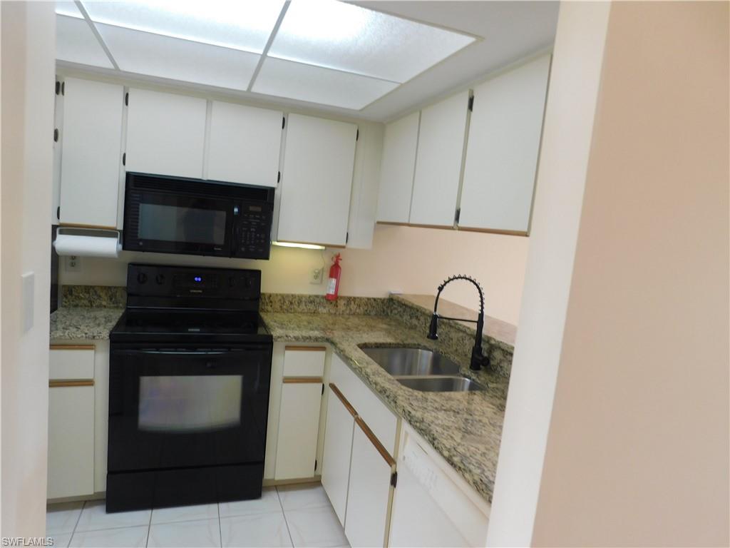 INDIAN CREEK GOLF VILLAS - Residential