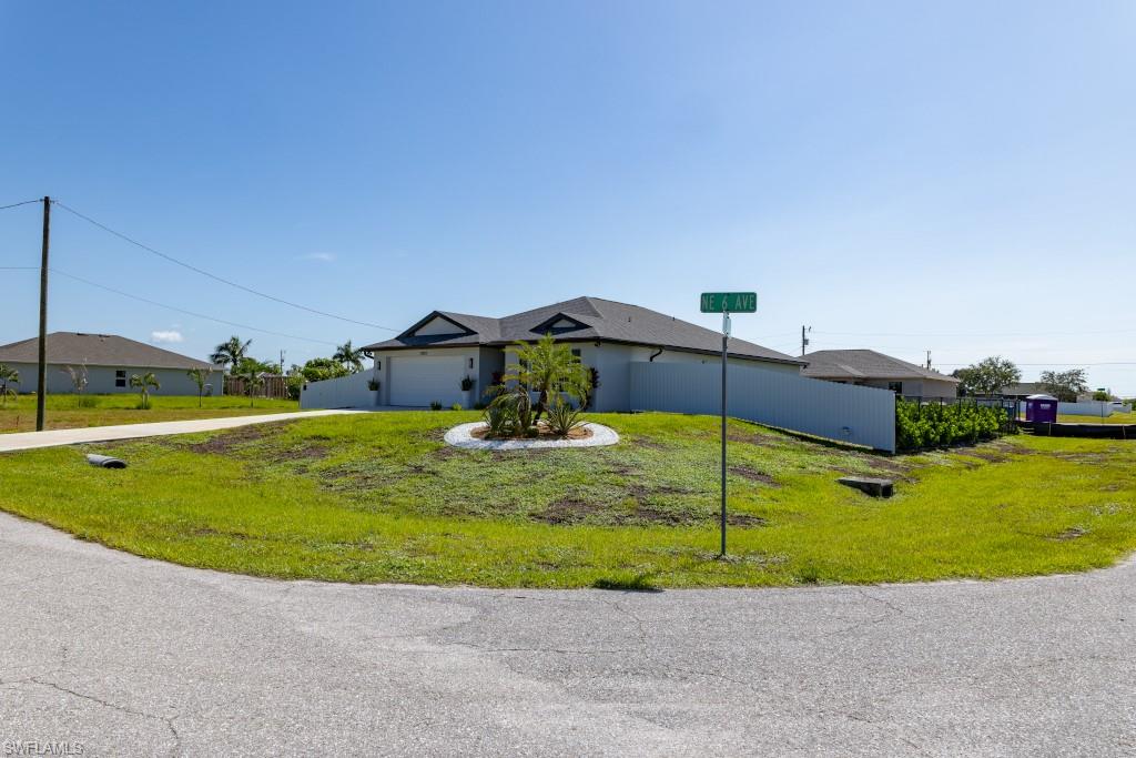 CAPE CORAL - Residential