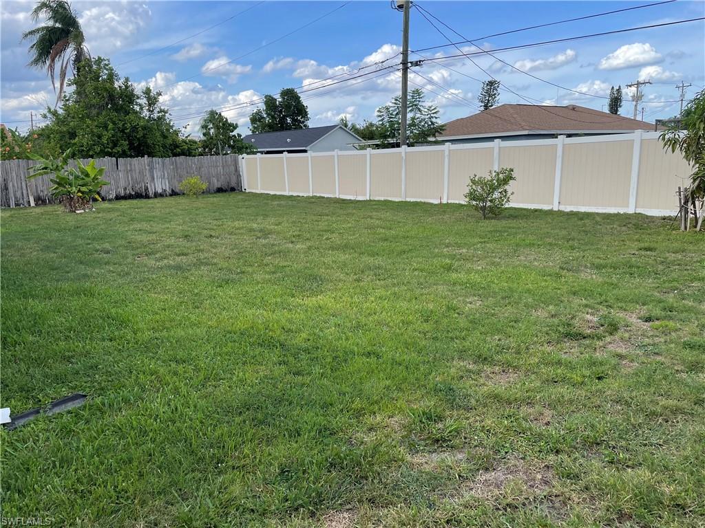 CAPE CORAL - Residential