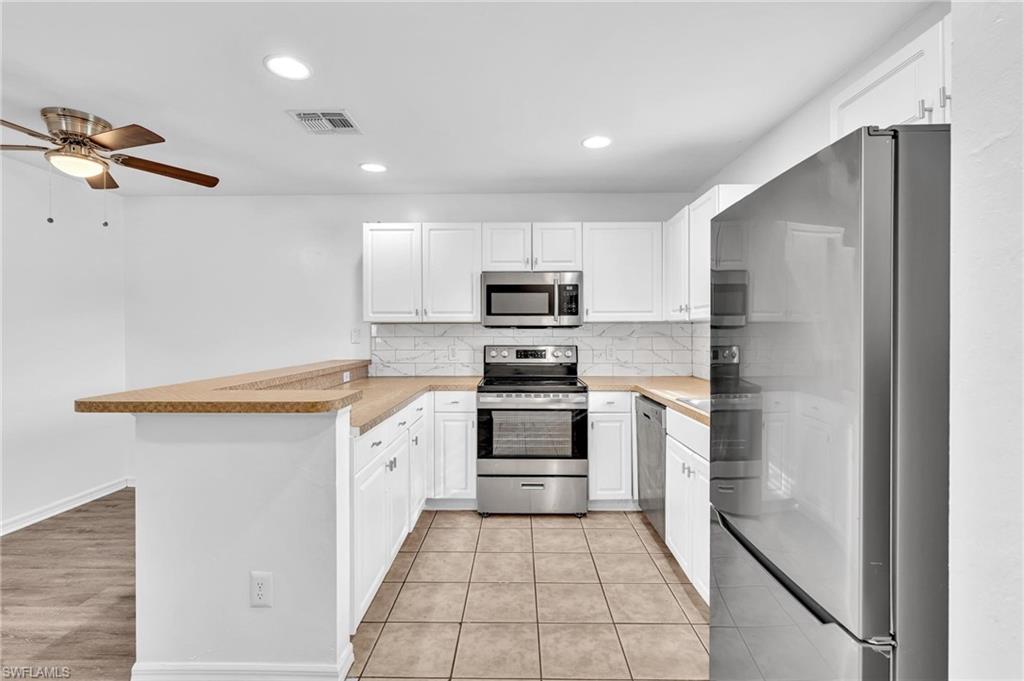 LEHIGH ESTATES - Residential Income