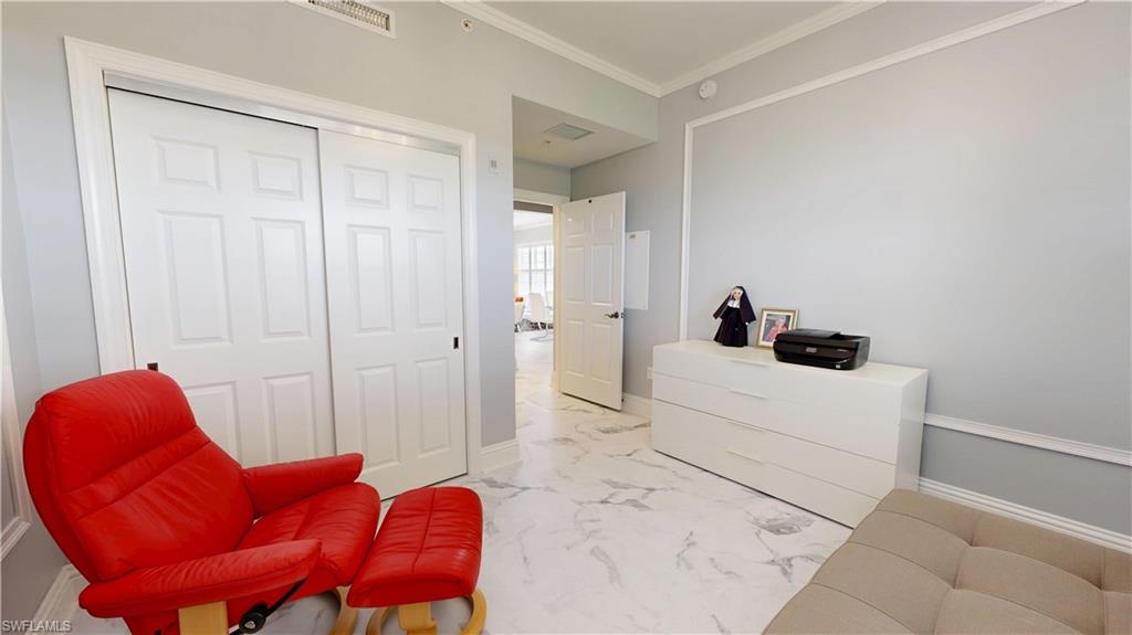 THE RESIDENCES AT LA PIAZZA - Residential