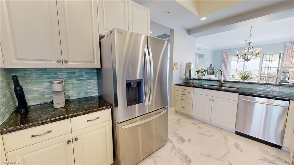 THE RESIDENCES AT LA PIAZZA - Residential