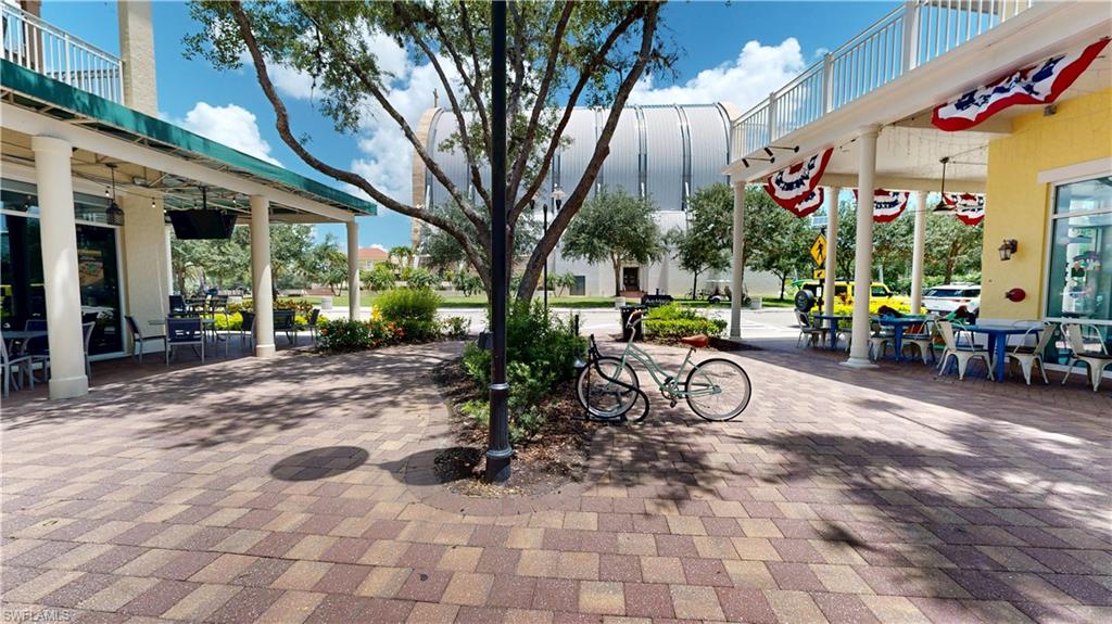 THE RESIDENCES AT LA PIAZZA - Residential